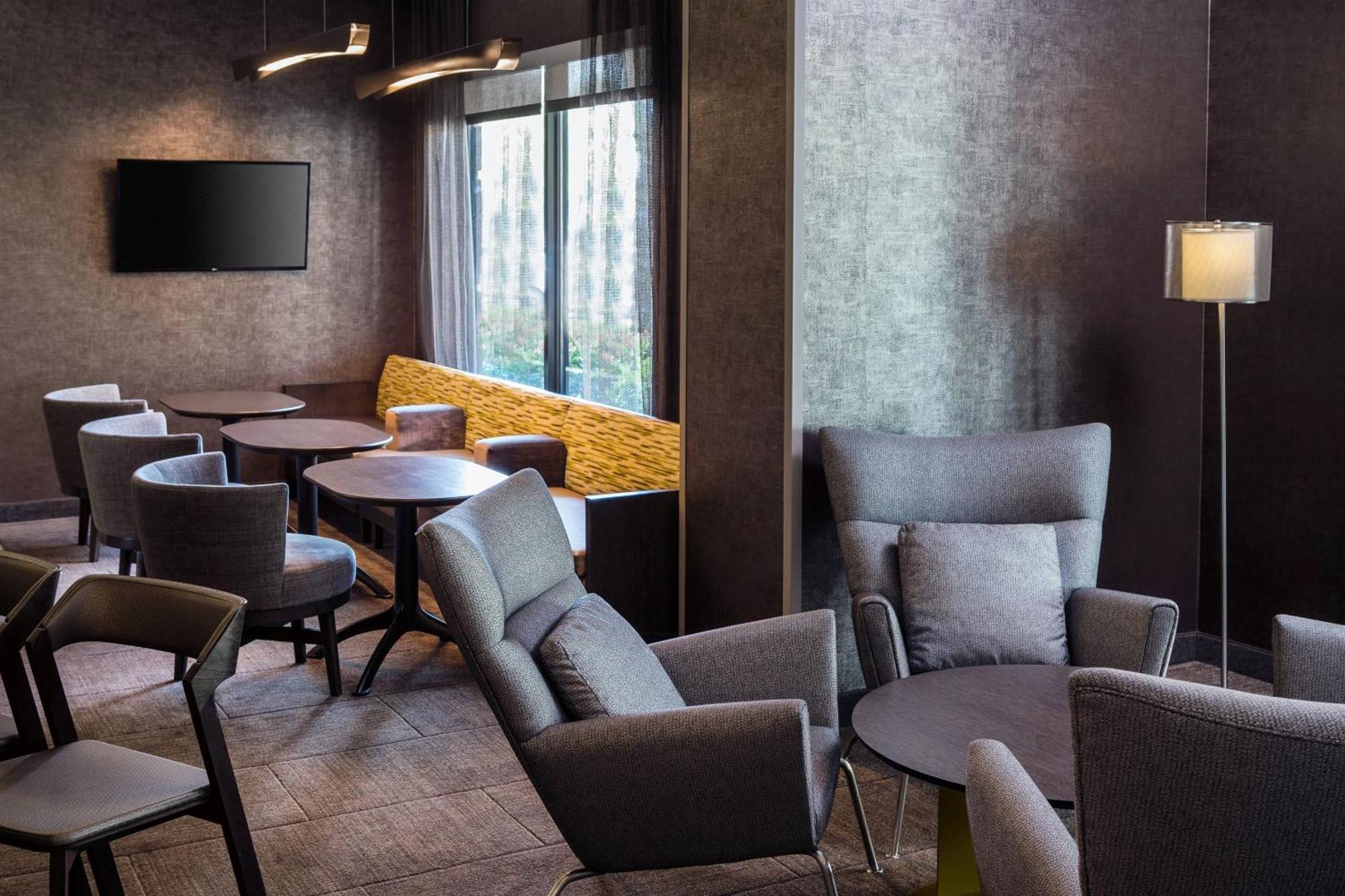Springhill Suites Bakersfield Exterior foto